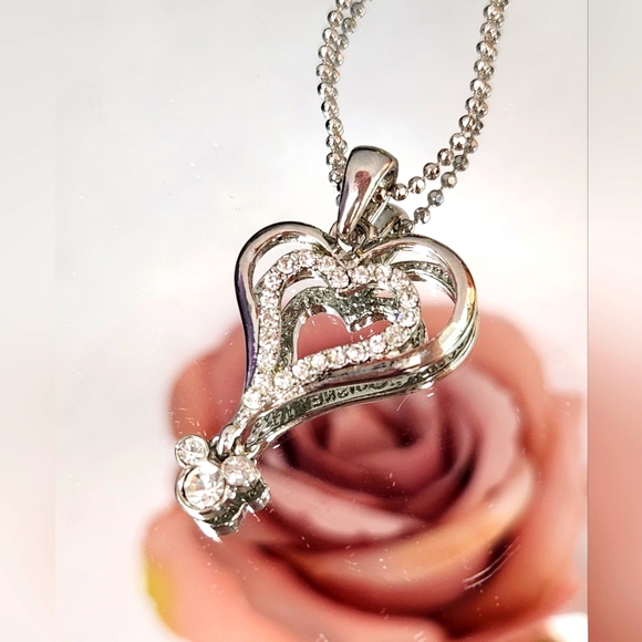 925 silver Unique design Disney crystal heart & Mickey pendant necklace - Picture 4 of 7